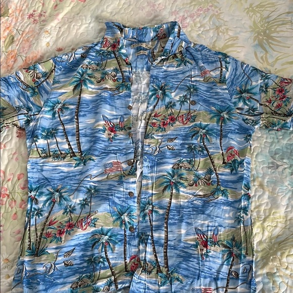 Vibrant Blue and Green Casual Button Down Shirt - Picture 1 of 6